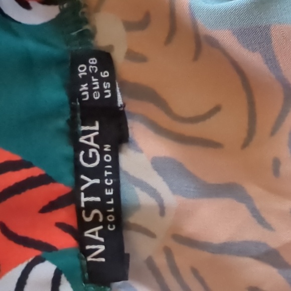 Nasty Gal Tiger Intimate Pajamas Shirt Top Size 6 - Picture 3 of 5